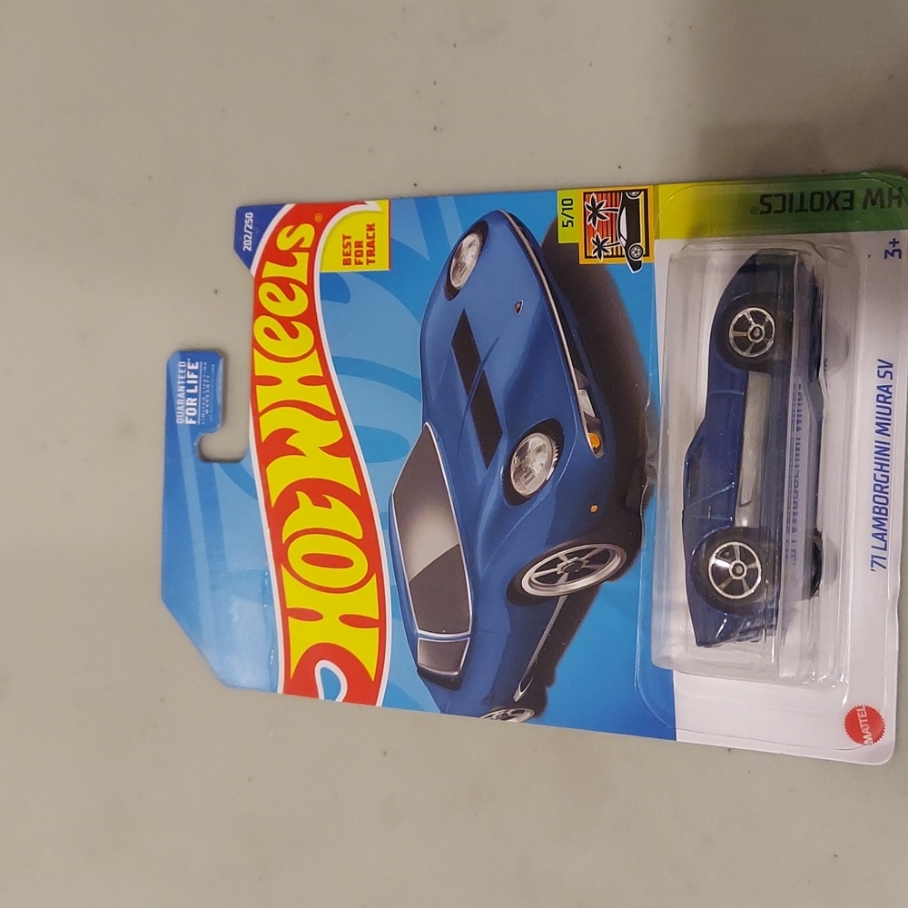 Hot Wheels '71 Lamborghini Miura SV